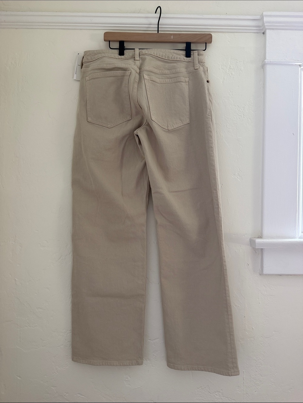 Abercrombie & Fitch Beige Low-Rise 90's Relaxed Straight Pants - Picture 6 of 6
